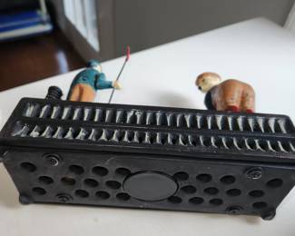 2 metal mechanical banks