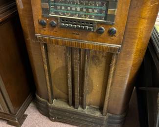 vintage tube radio