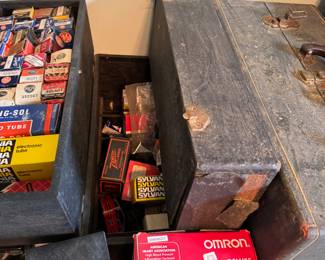 lots of vacuum tubes