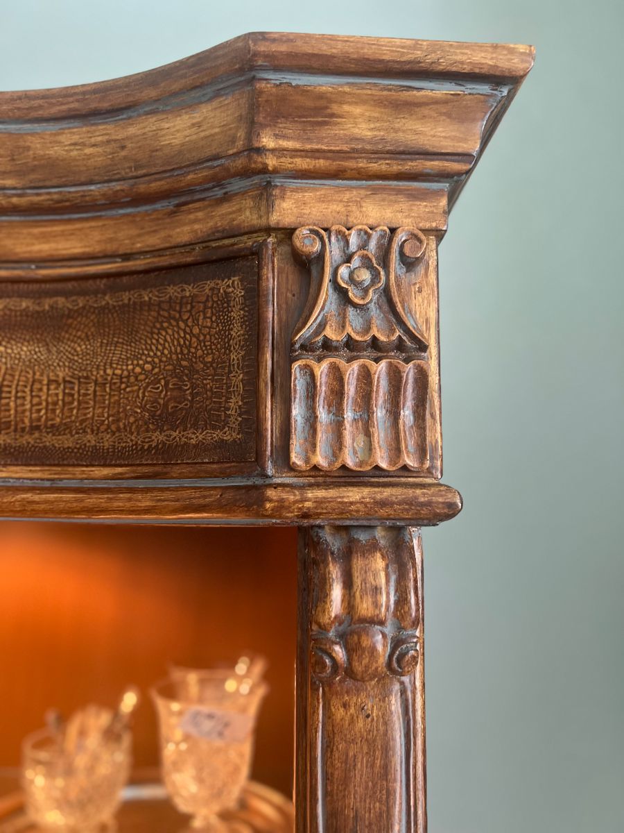 50 Off Grand Pointe East Estate Sale by... starts on 5/25/2024