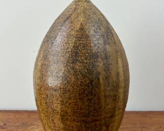 Signed "Gold" Vintage American Stoneware Pottery Vase