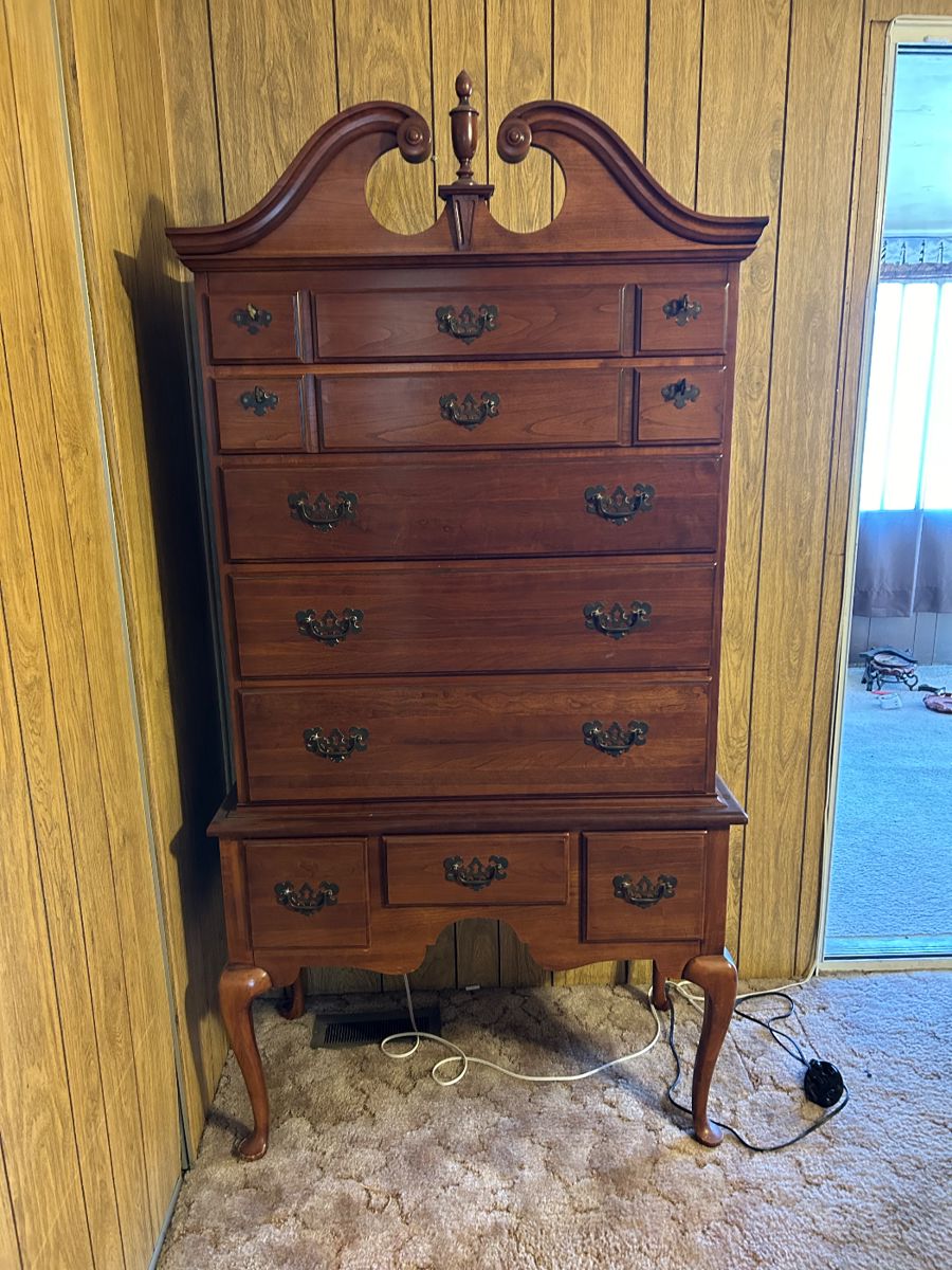Hemet Estate Sale one day only starts on 6/1/2024