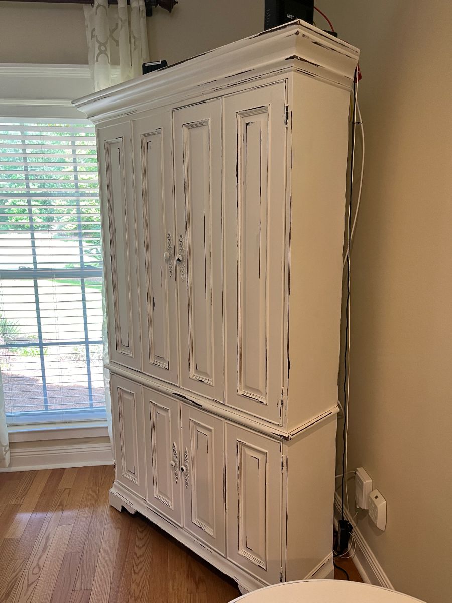 CARDON ESTATE SALES Monday Almost All Left... starts on 5/31/2024