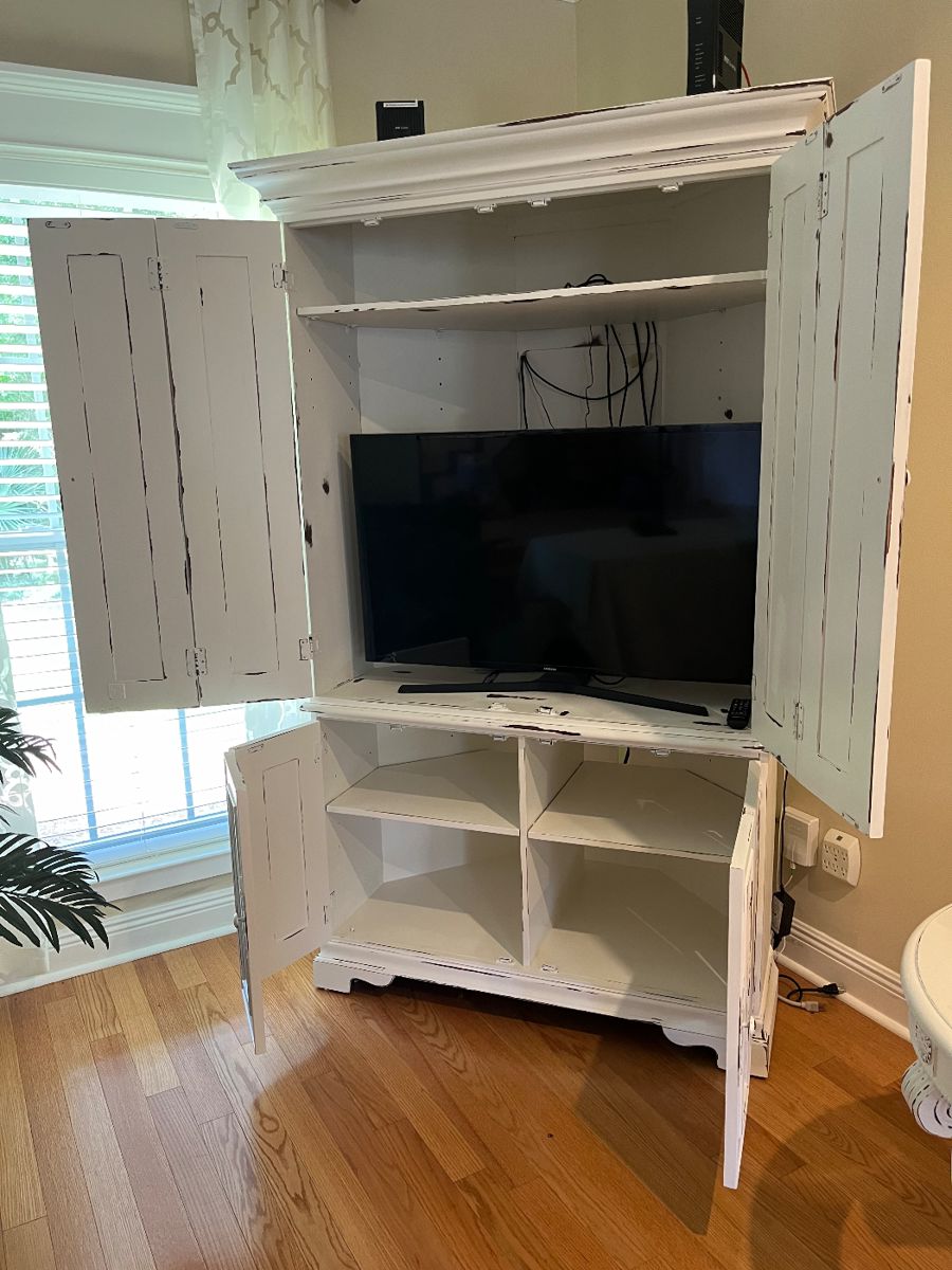 CARDON ESTATE SALES Monday Almost All Left... starts on 5/31/2024