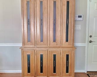 BLACK'S CUSTOM CABINET SOLID OAK BOOKCASE CABINET - LEATHER PANEL - 6 SHELVES - STORAGE HUTCH