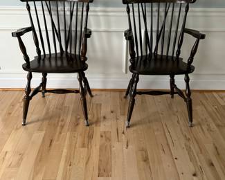 Dropleaf Dining Room Table w/2 Leaves & 4 Chairs Set (Can be purchased separately)