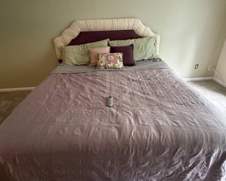 Sleep Number Adjustable Firmness King Mattress & Boxspring