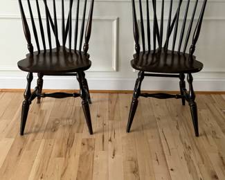 Dropleaf Dining Room Table w/2 Leaves & 4 Chairs Set (Can be purchased separately)