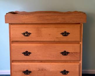 Convertible Changing Table/3 Drawer Dresser