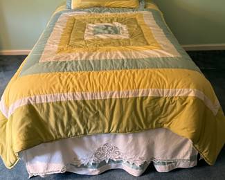 Twin Mattress & Adjustable Scissor Frame