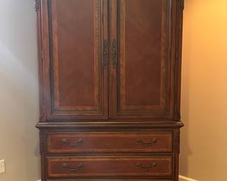 Thomasville Armoire