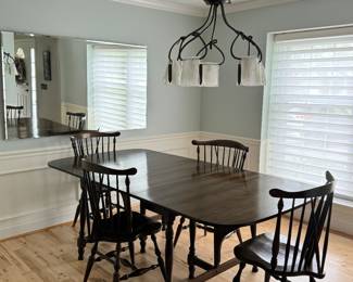 Dropleaf Dining Room Table w/2 Leaves & 4 Chairs Set (Can be purchased separately)