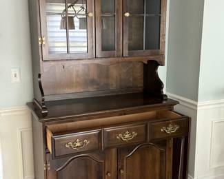 Moosehead Hutch