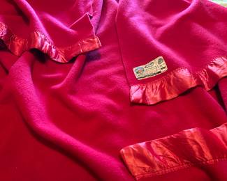 Wool blanket VGC