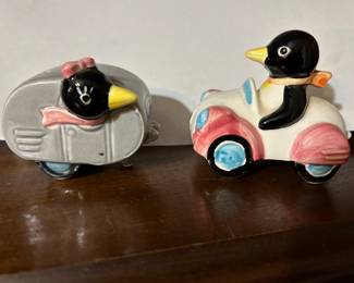 Penguin salt pepper set