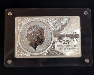 2018 25th Anniversary of The Silver Kangaroo 3oz Fine Silver Coin & Bar Set With Display Box And Storage Box