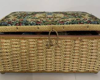 Sewing Kit With Accessories  Closed