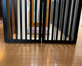  Bonnio Gates Open Side Views