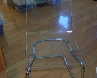 clear acrylic chairs