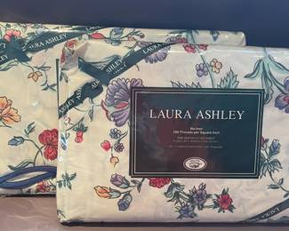 Laura Ashley Queen Fitted Sheets