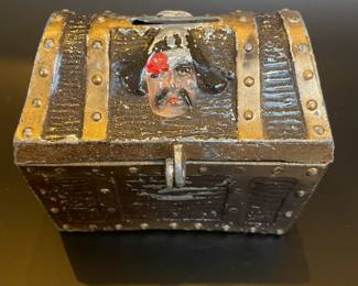  Pirate Treasure Box Closed