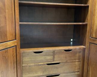 Armoire  Half Open