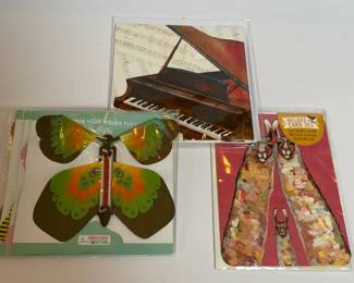  Deluxe Cards with grand piano, decorative butterfly and llamas
