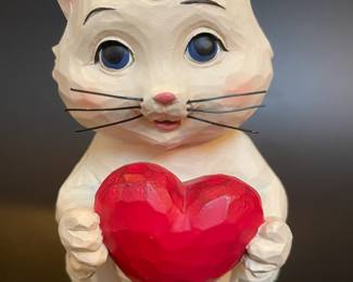  Small Cat Statue with Heart