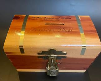 Chicago OHare Vintage Treasure Box