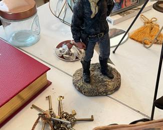 John Wayne statue, old skeleton keys and more! 