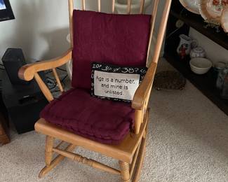 Rocking chair 