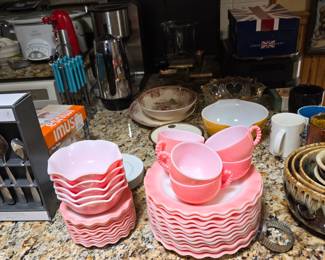 HAZEL ATLAS CRINOLINE DISHES