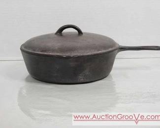 Cast Iron Pan with Lid