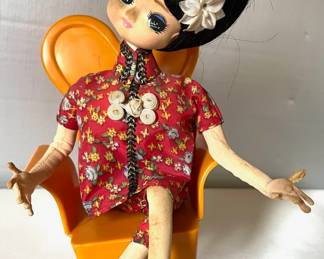 Vintage Big Eyes mod doll, Japan