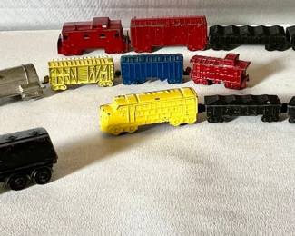 Another view of mini trains 