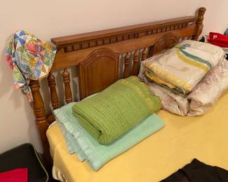 Vintage Bonnet, Queen Size Bed