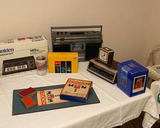 Vintage Beer Can, Vintage Scanning Radio in Box