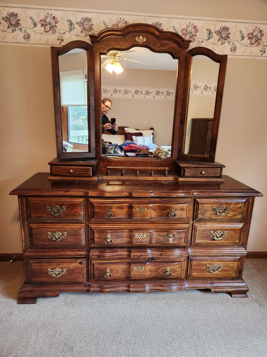 Large dresser goes with full bedroom set