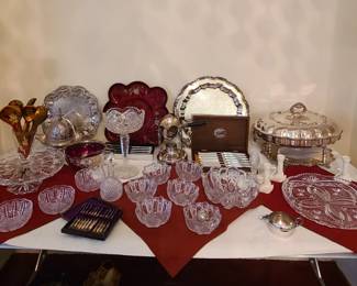 Crystal and serving pieces 