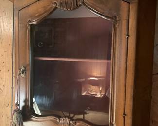 Small wall mount cupboard 