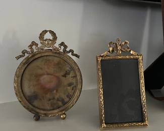 variety of small frames, vintage and new