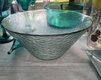 Arcoroc Luminarc Vercors green pebbled Bowl 