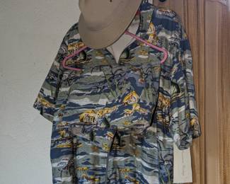 Hawaiian shirt & shorts