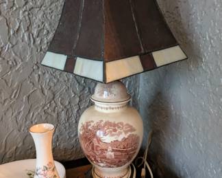 Table lamp