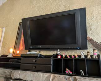 Media shelve / stand and Olevia smart TV