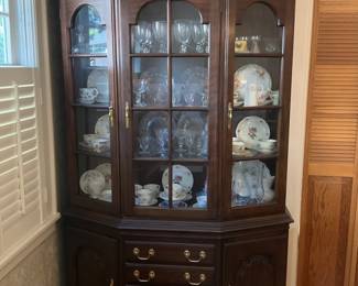 Harden Furniture Breakfront China Cabinet With Lights