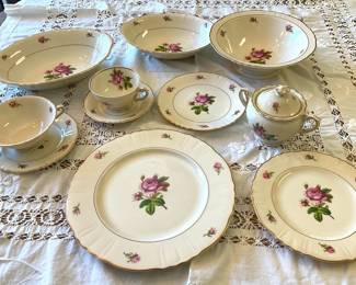 Set Of Syracuse China,Federal Shape Pattern Victoria