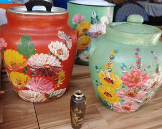 Vintage ceramic cookie jars and vase