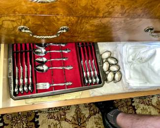 Silver flatware service set