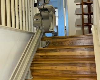 Dual chair elevator lift with tracks